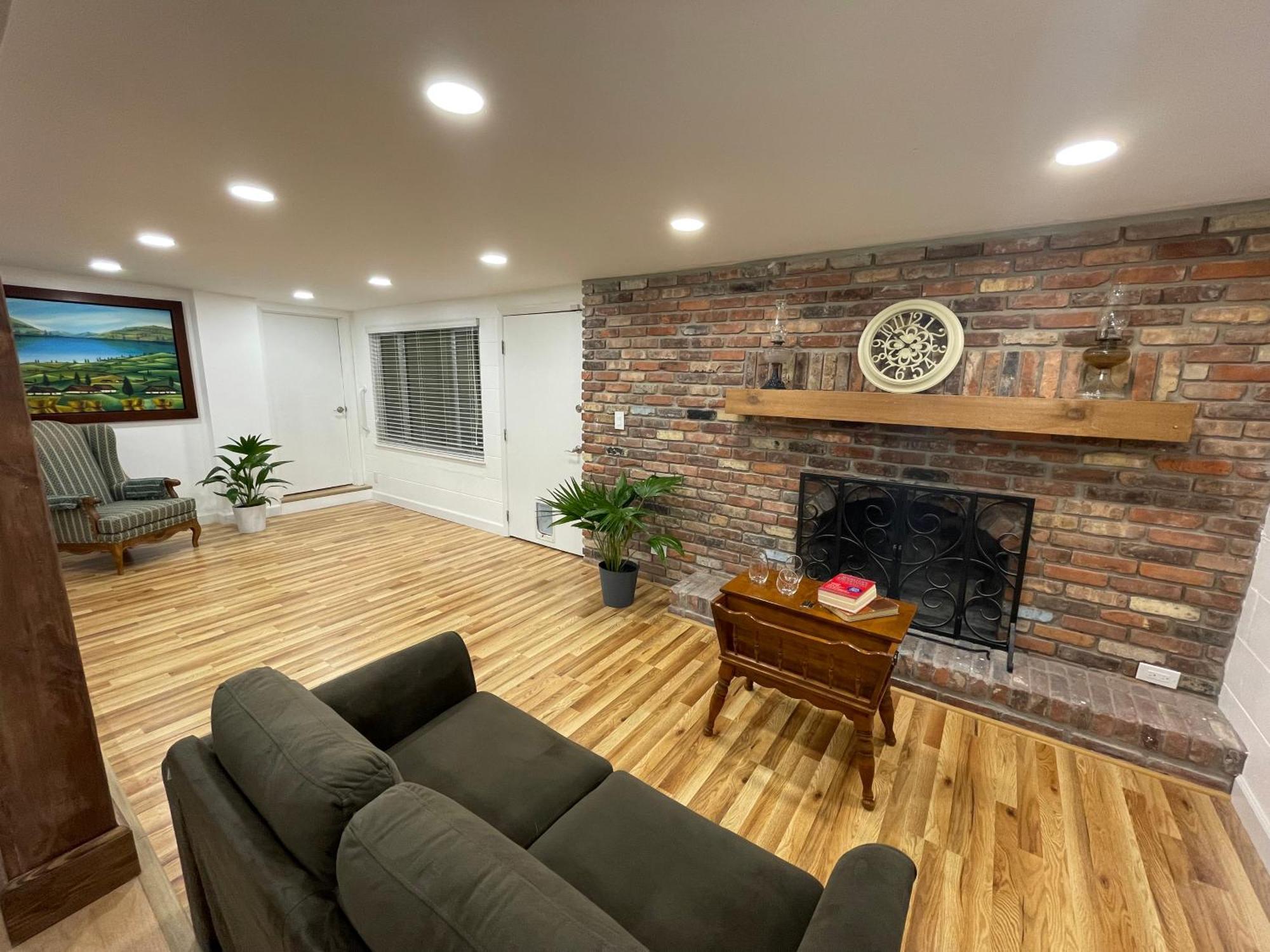 Pearl House *